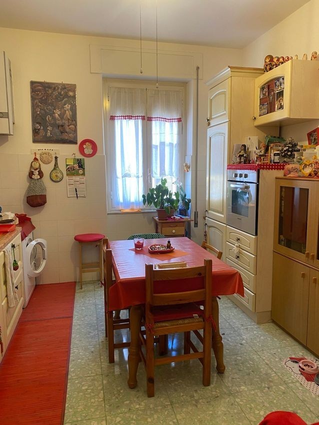 QUADRILOCALE VENDITA TERNI BORGO BOVIO