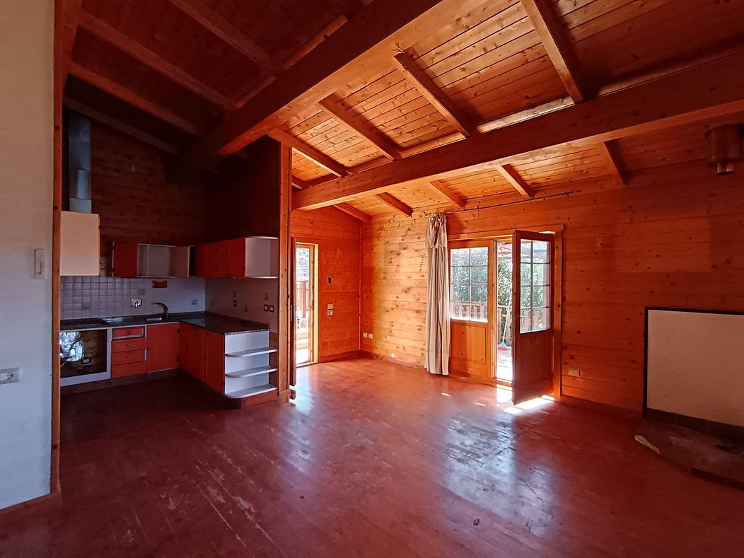 VILLA VENDITA MAGIONE