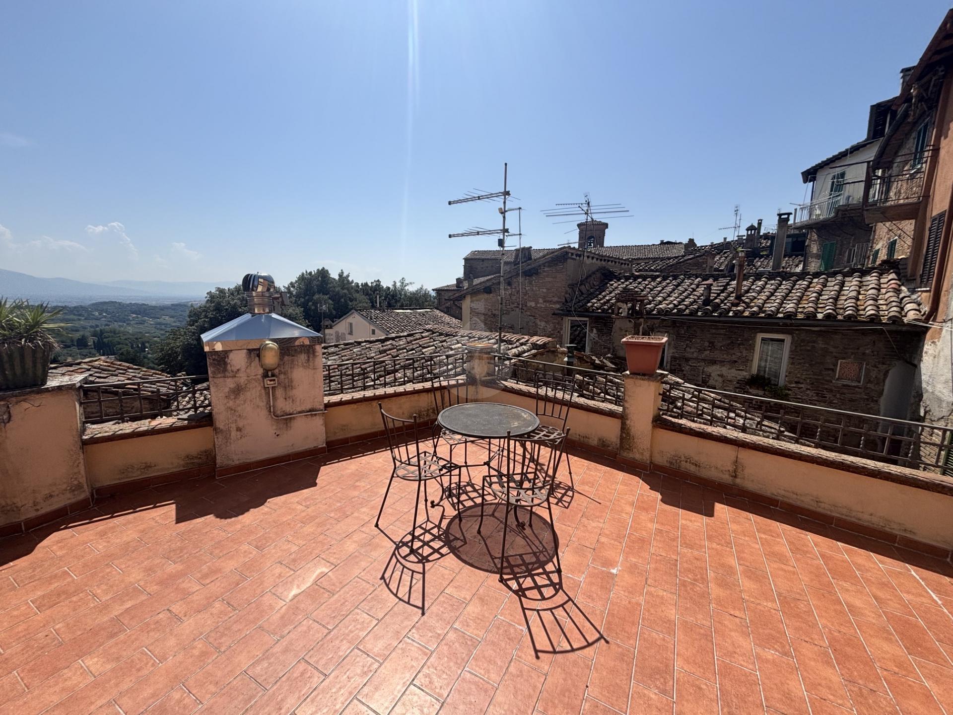 APPARTAMENTO AFFITTO PERUGIA CENTRO STORICO