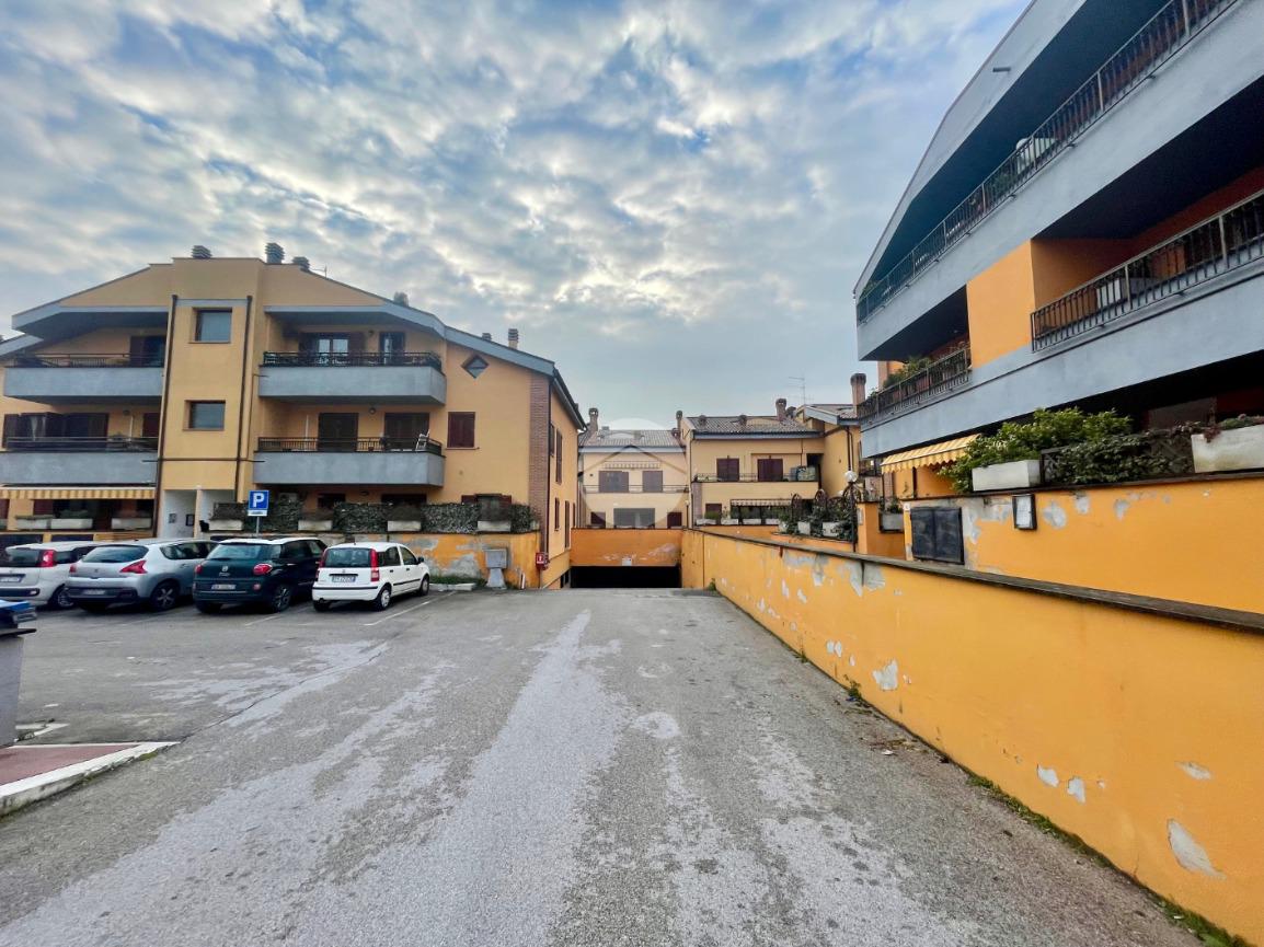 BOX - GARAGE VENDITA TERNI TOANO
