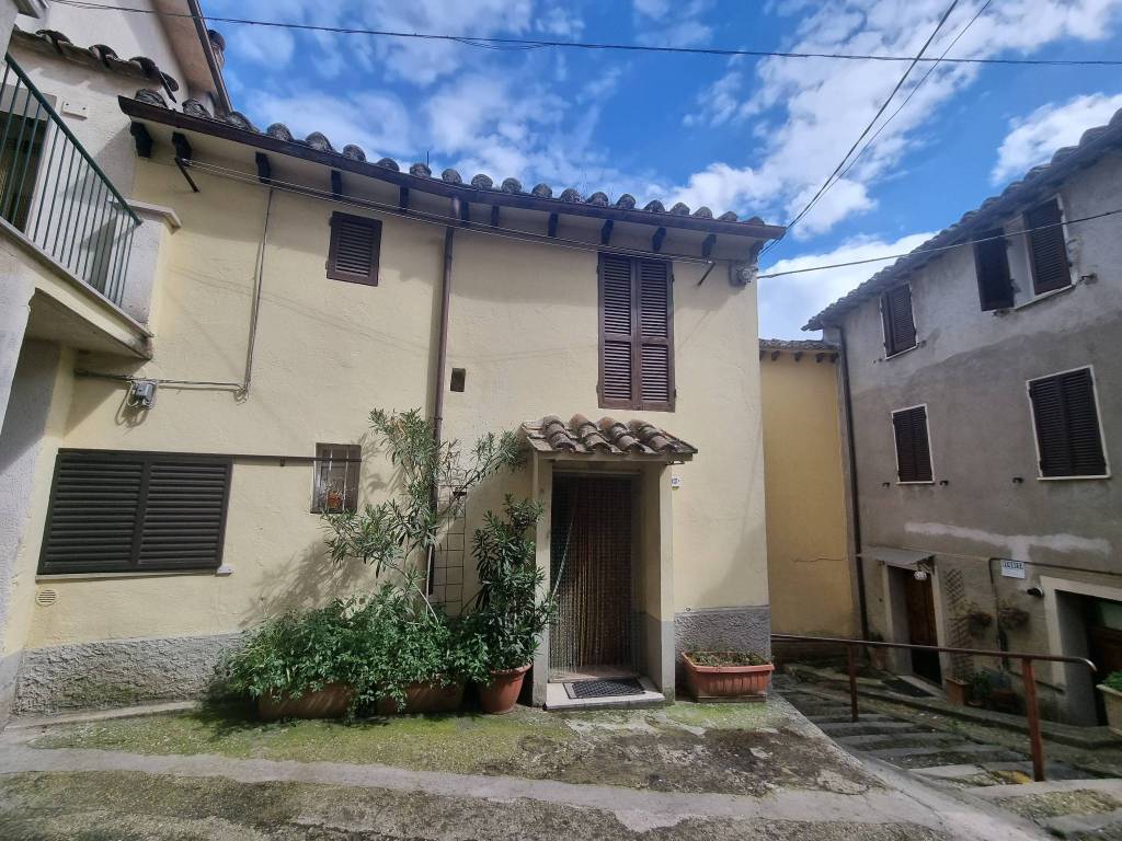 CIELO - TERRA VENDITA PERUGIA VILLA PITIGNANO
