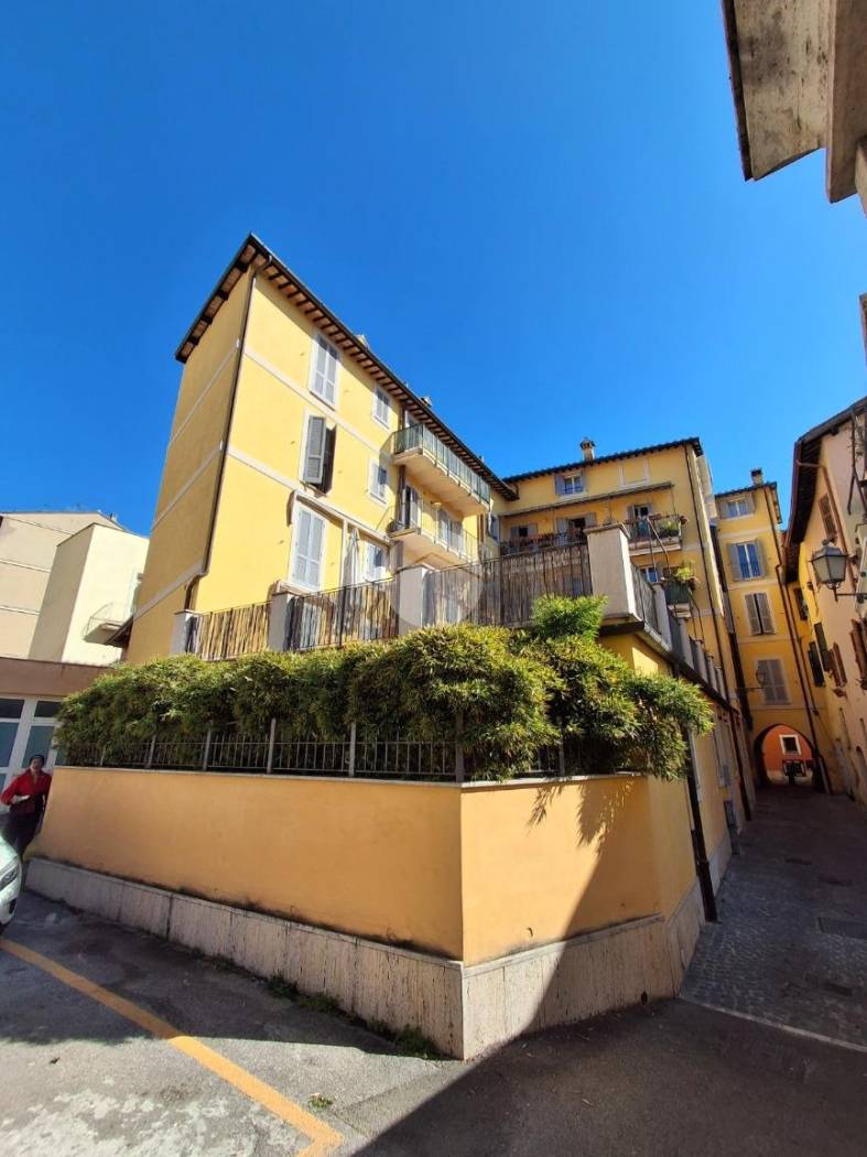 APPARTAMENTO VENDITA TERNI CENTRO STORICO