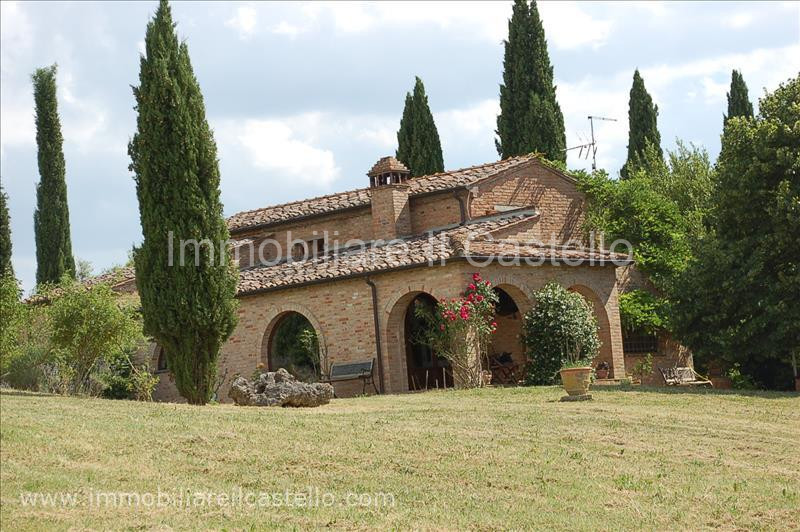 RUSTICO - CASALE VENDITA CASTIGLIONE DEL LAGO