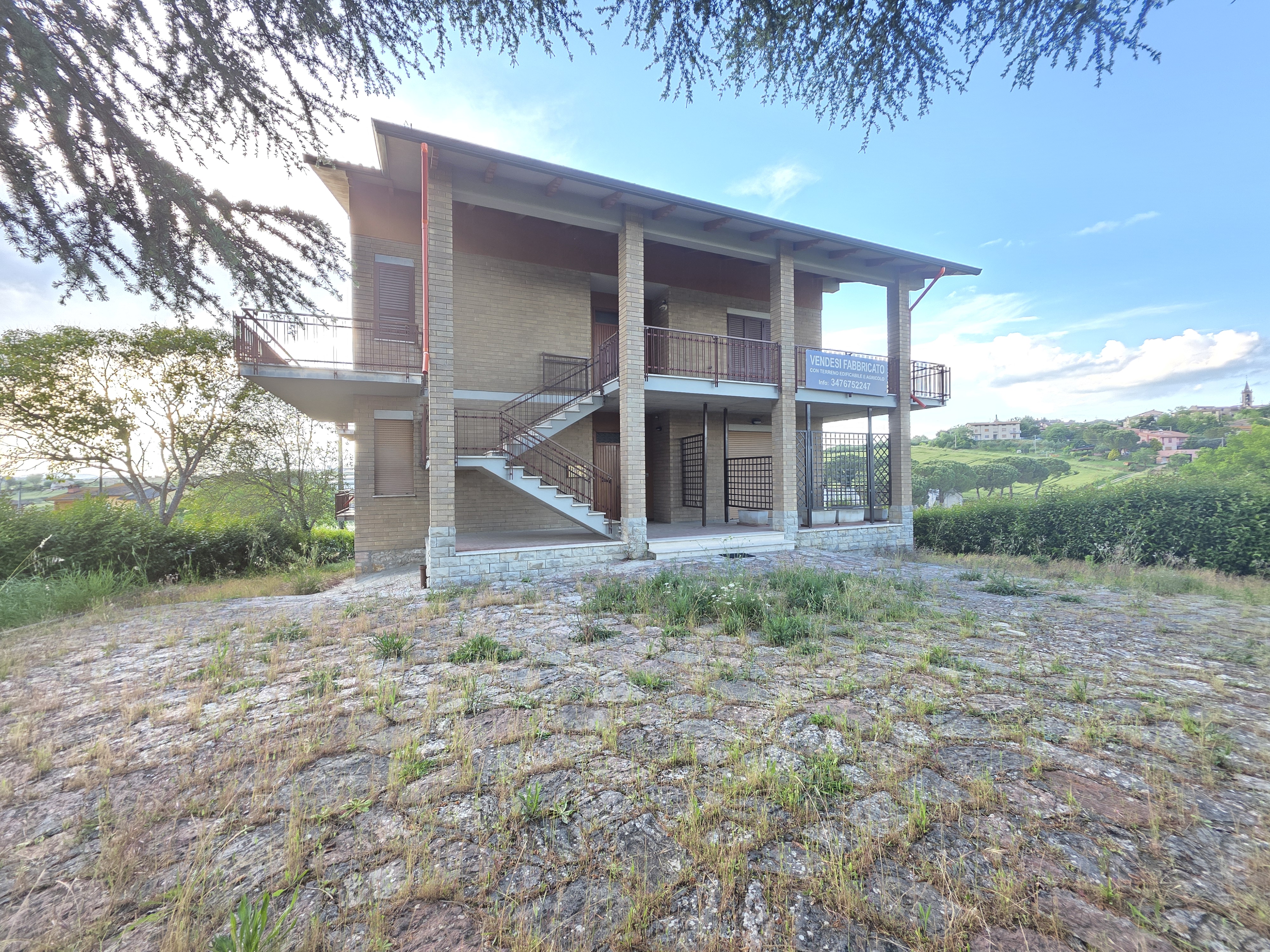 VILLA VENDITA PERUGIA SAN FORTUNATO