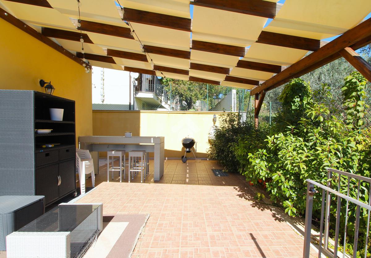 VILLA VENDITA STRONCONE