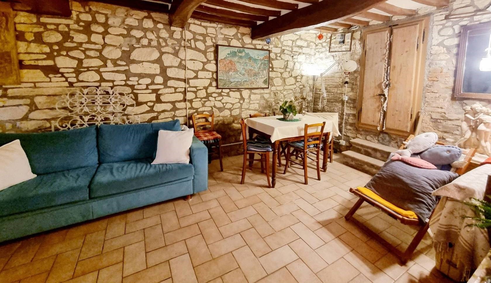 APPARTAMENTO VENDITA PERUGIA VILLA PITIGNANO