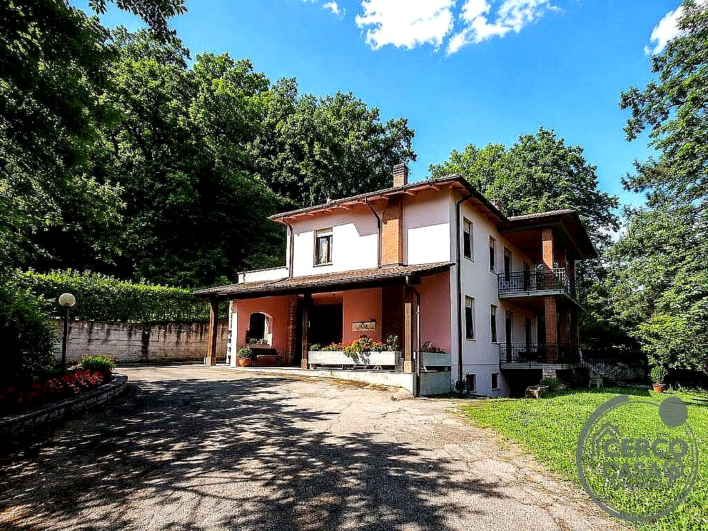 VILLA VENDITA TERNI PERTICARA - Terni-perticara