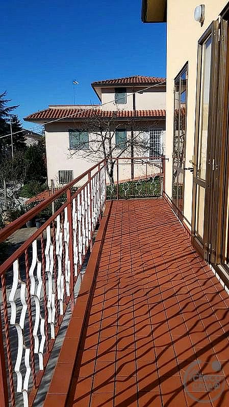 VILLA VENDITA PERUGIA CANNETO · foto 3