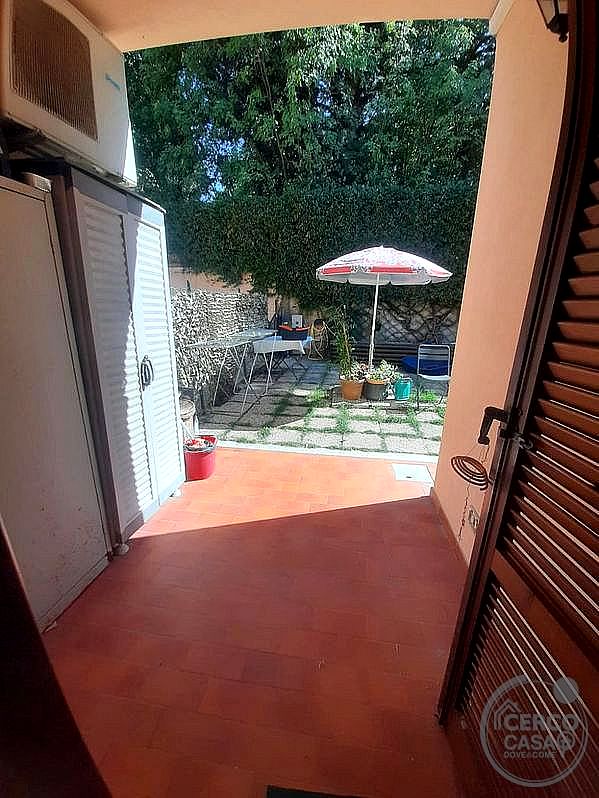 VILLA A SCHIERA VENDITA PERUGIA BOSCO · foto 6