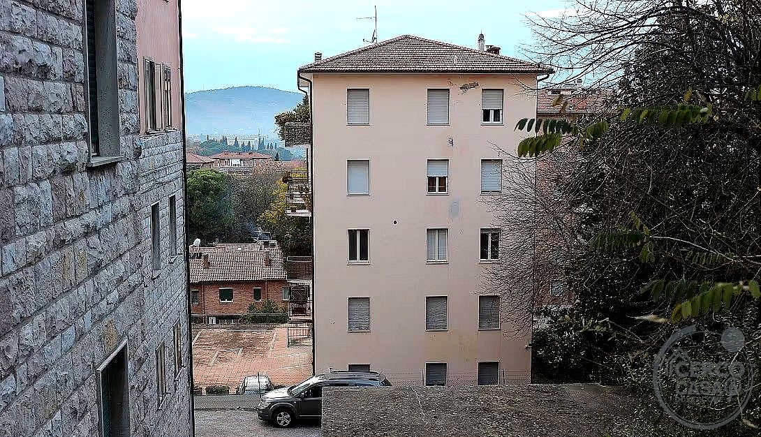 APPARTAMENTO VENDITA PERUGIA ZONA FILOSOFI · foto 2