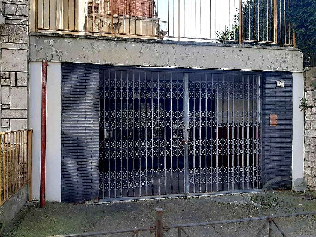 PALESTRA VENDITA PERUGIA ZONA FILOSOFI · foto 3