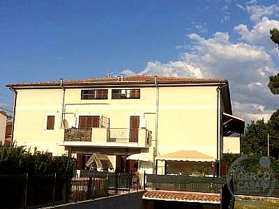 BIFAMILIARE VENDITA TERNI · foto 22