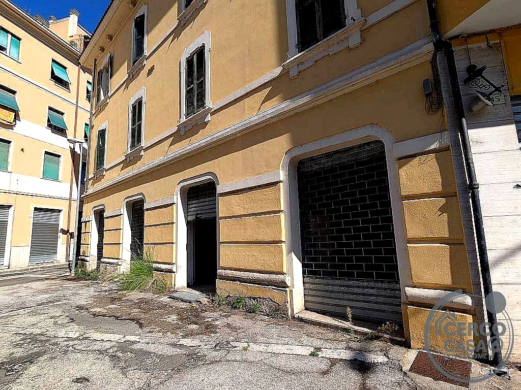 NEGOZIO VENDITA TERNI SEMICENTRO - Terni