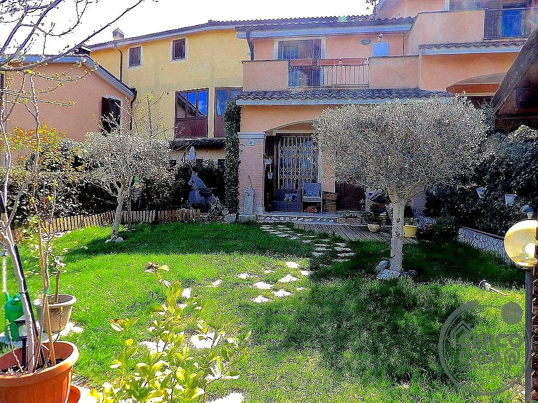 PORZIONE DI CASA VENDITA TERNI COLLESCIPOLI - Terni