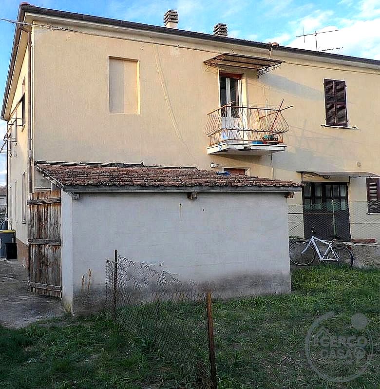 PORZIONE DI CASA VENDITA TERNI VILLAGGIO POLYMER