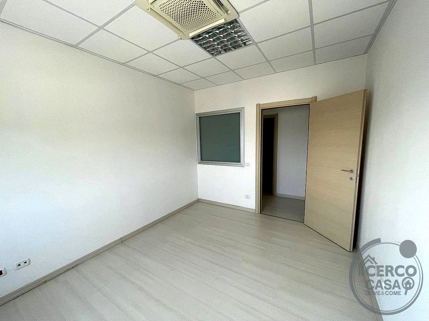 UFFICIO VENDITA TERNI MARATTA · foto 4