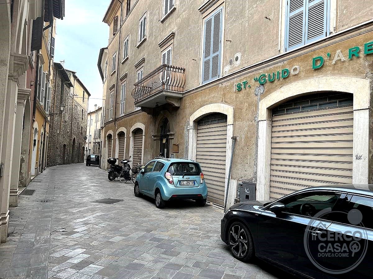 NEGOZIO VENDITA TERNI CENTRO STORICO · foto 2