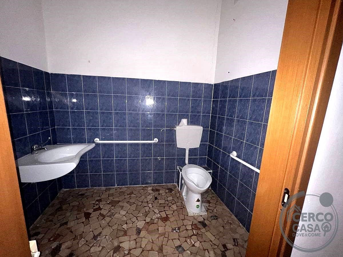 NEGOZIO VENDITA TERNI CENTRO STORICO · foto 8