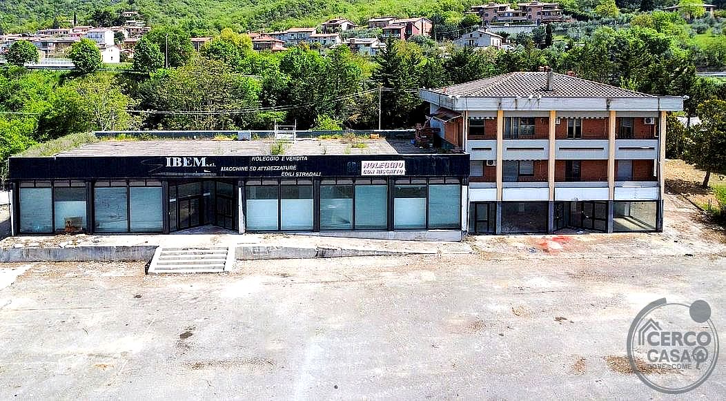 CAPANNONE VENDITA CORCIANO TAVERNE · foto 1