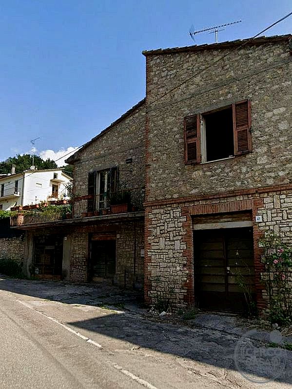 CASA INDIPENDENTE VENDITA PERUGIA FERRO DI CAVALLO