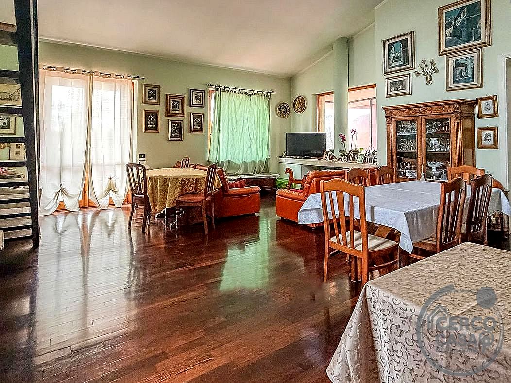 VILLA VENDITA PERUGIA MONTE MALBE · foto 2