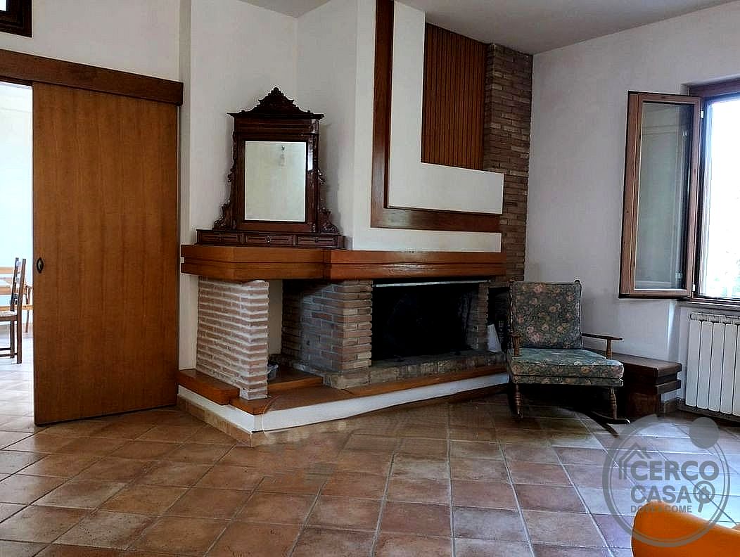 VILLA BIFAMILIARE VENDITA TERNI SAN ROCCO · foto 4