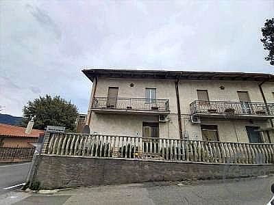 PALAZZO VENDITA MONTEFRANCO · foto 26
