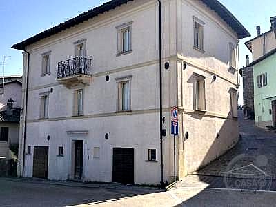 PALAZZO VENDITA MONTEFRANCO · foto 31