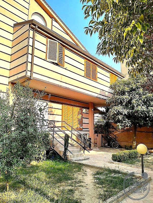 VILLA A SCHIERA VENDITA TERNI COSPEA - cospea, Terni