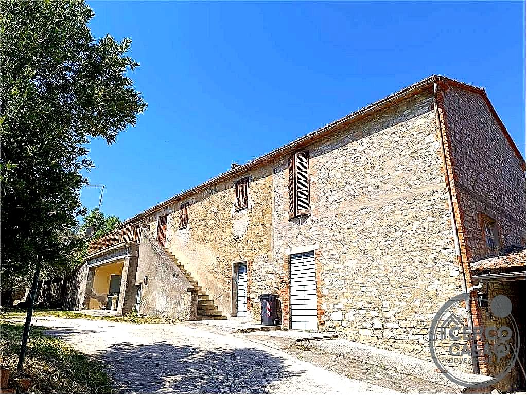 RUSTICO - CASALE VENDITA PASSIGNANO SUL TRASIMENO