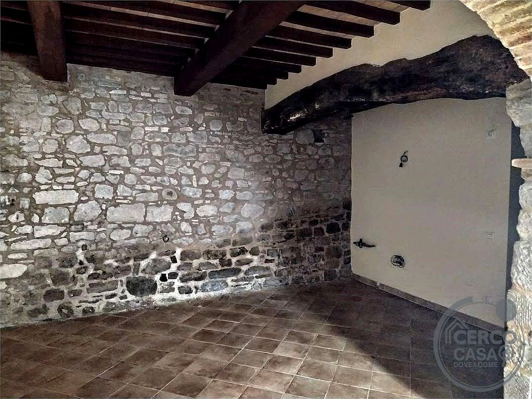 PALAZZO VENDITA BETTONA · foto 10