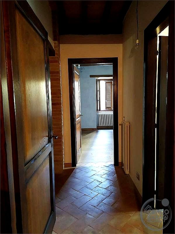 PALAZZO VENDITA BETTONA · foto 8