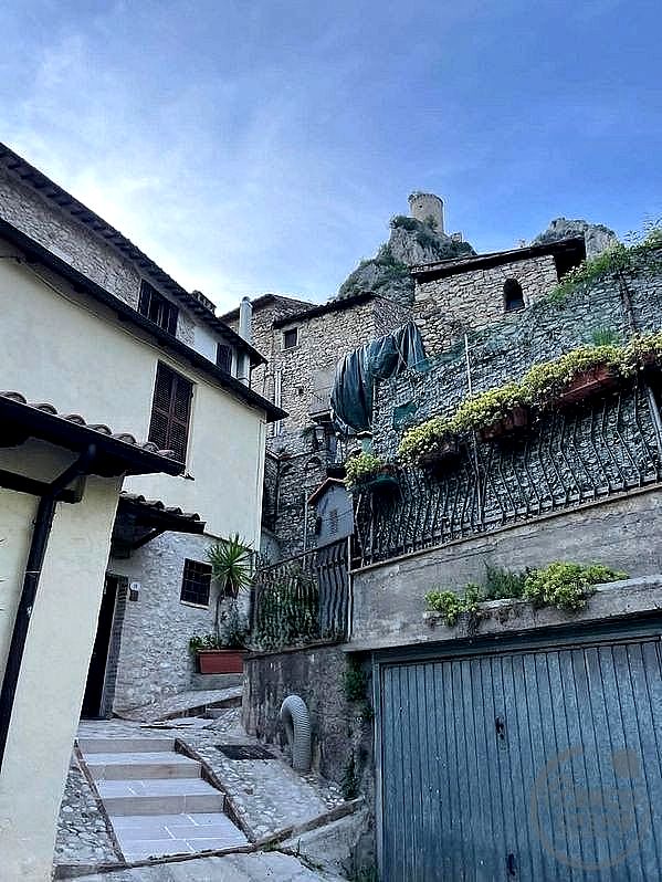 CIELO - TERRA VENDITA TERNI BORGO BOVIO