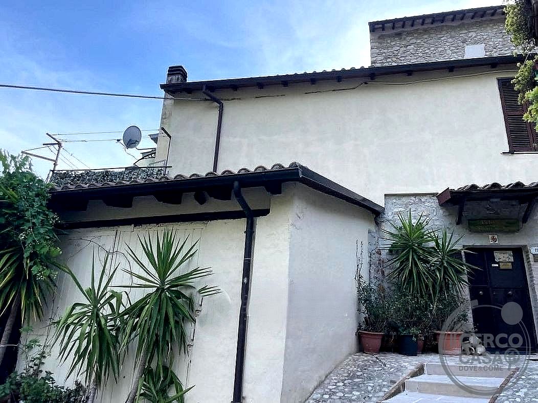 CIELO - TERRA VENDITA TERNI BORGO BOVIO · foto 2