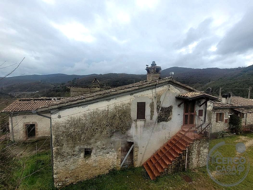 RUSTICO - CASALE VENDITA SPOLETO · foto 36