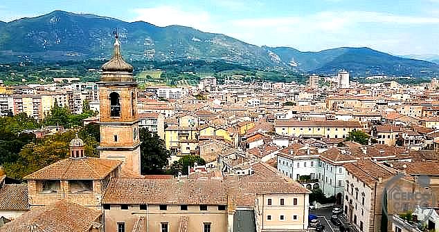 NEGOZIO AFFITTO TERNI CENTRO STORICO