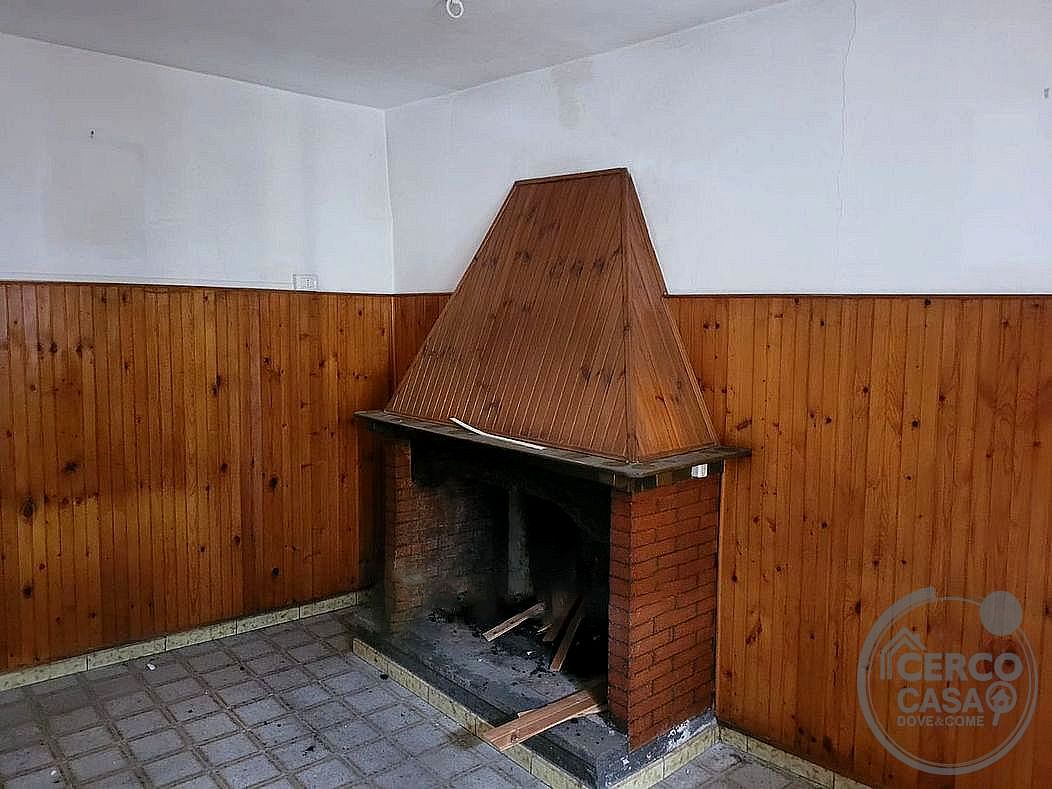 PORZIONE DI CASA VENDITA SPOLETO · foto 3