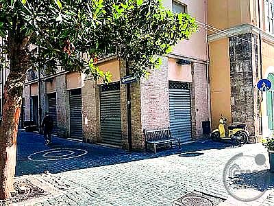 NEGOZIO VENDITA TERNI · foto 21