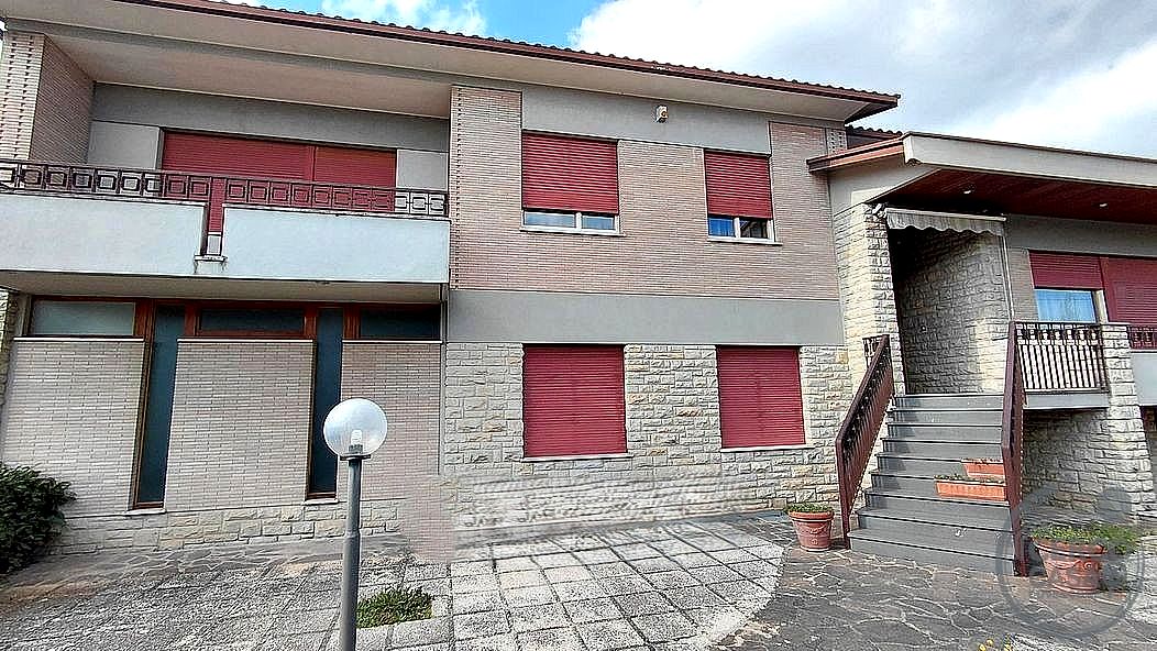 VILLA VENDITA PERUGIA VILLA PITIGNANO · foto 2