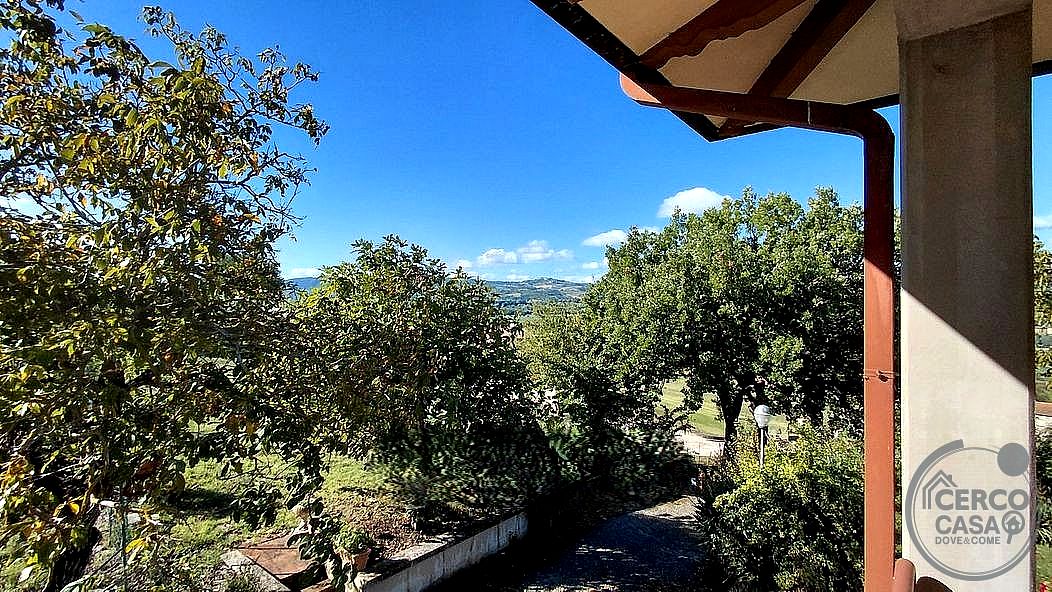 VILLA VENDITA TODI PANTALLA · foto 10