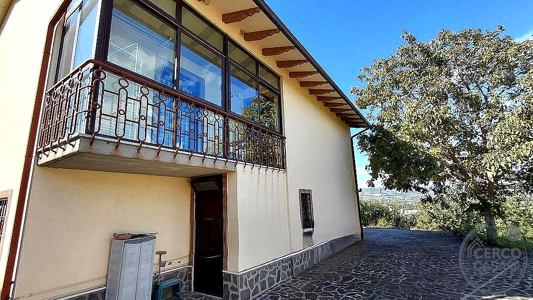 VILLA VENDITA TODI PANTALLA · foto 15