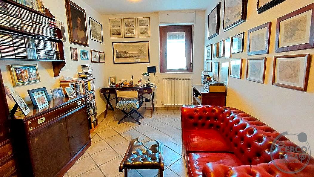 VILLA VENDITA TODI PANTALLA · foto 4