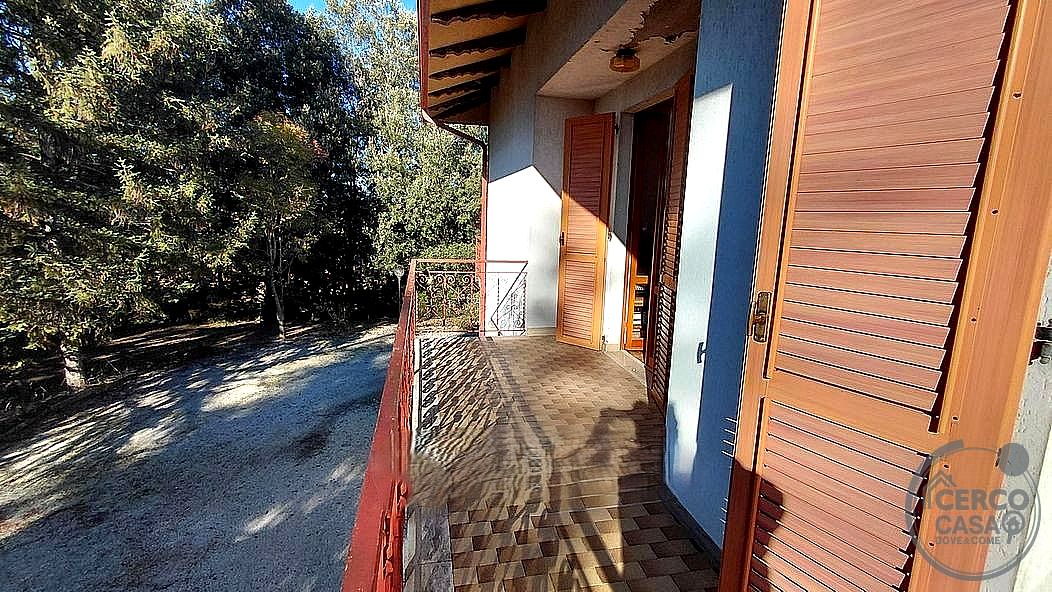 VILLA BIFAMILIARE VENDITA PERUGIA PARLESCA · foto 10