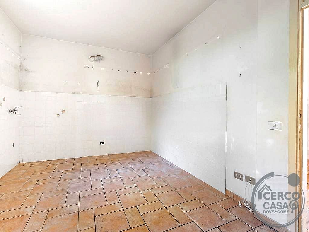 VILLA A SCHIERA VENDITA ASSISI · foto 5