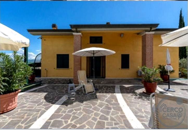VILLA VENDITA PERUGIA CASAGLIA