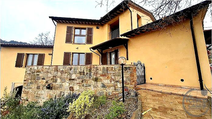 VILLA VENDITA MAGIONE · foto 37