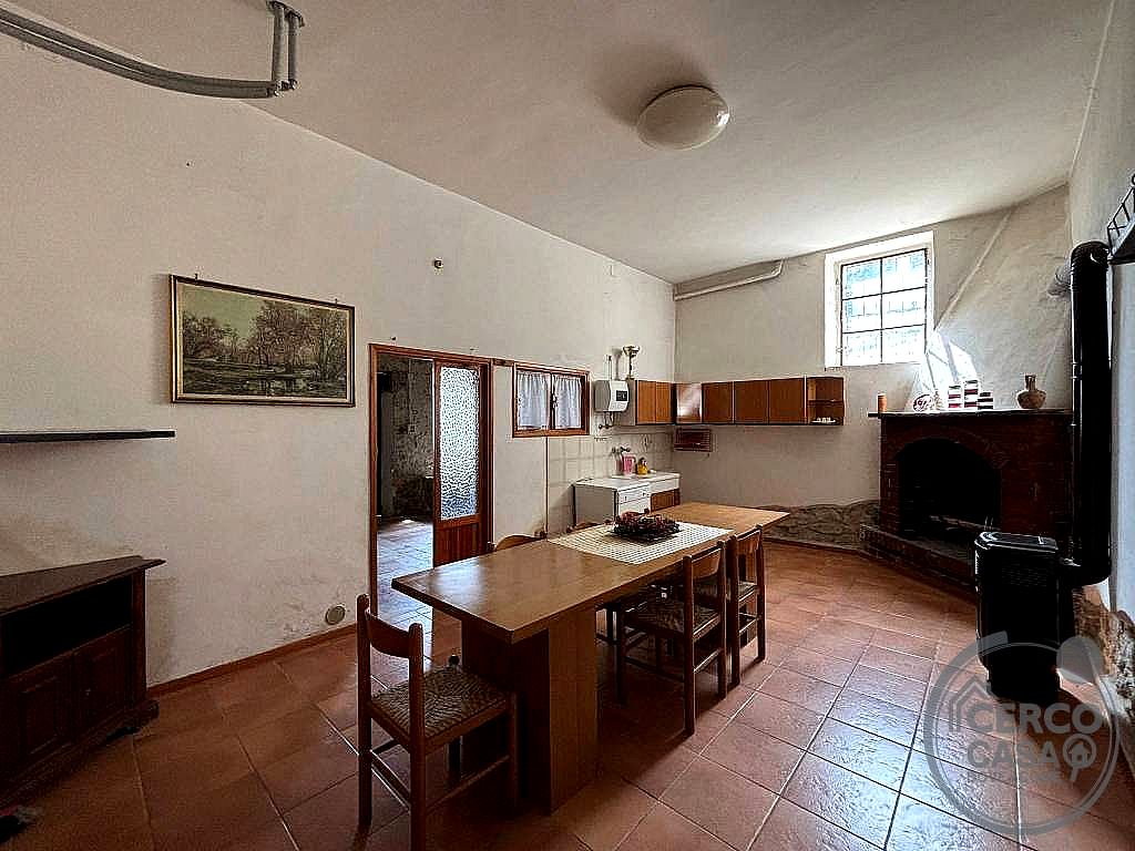CASA INDIPENDENTE VENDITA PIEGARO · foto 10