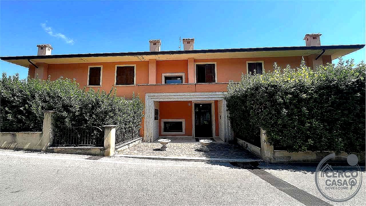 4 O PIÙ LOCALI VENDITA CORCIANO SAN MARIANO