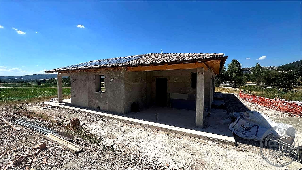 VILLA PORZIONE VENDITA CORCIANO SAN MARIANO · foto 20