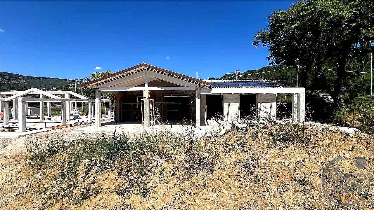 VILLA PORZIONE VENDITA CORCIANO SAN MARIANO · foto 9